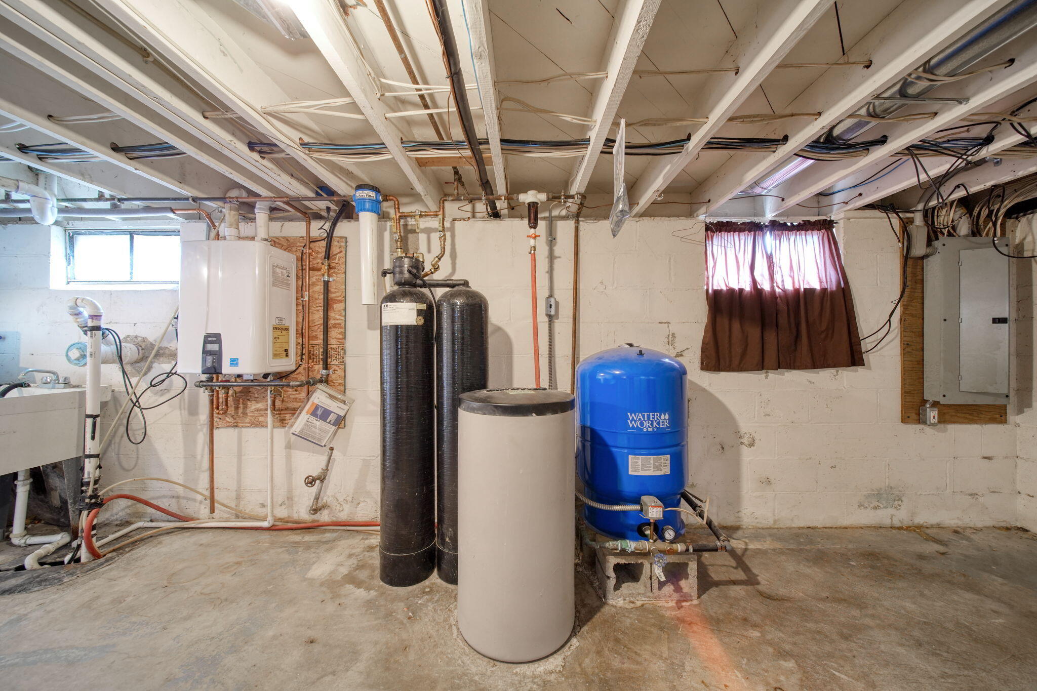 211 Hackett Street Jackson, MI 49201 - Photo 21 of 30 26-web-or-mls-DSC04284_HDR