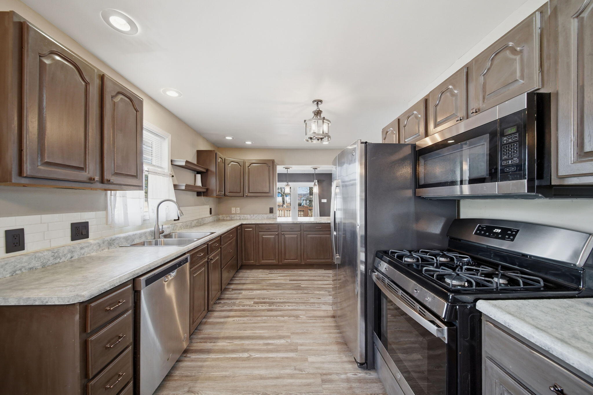 211 Hackett Street Jackson, MI 49201 - Photo 10 of 30 15-web-or-mls-DSC04213