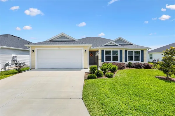 $375,000 | 1054 Joette Place, The Villages, FL 34762
