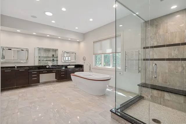 $2,100,000 | 1380 Rosemary Lane, Northbrook, IL 60062