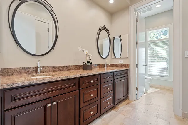 $2,100,000 | 1380 Rosemary Lane, Northbrook, IL 60062