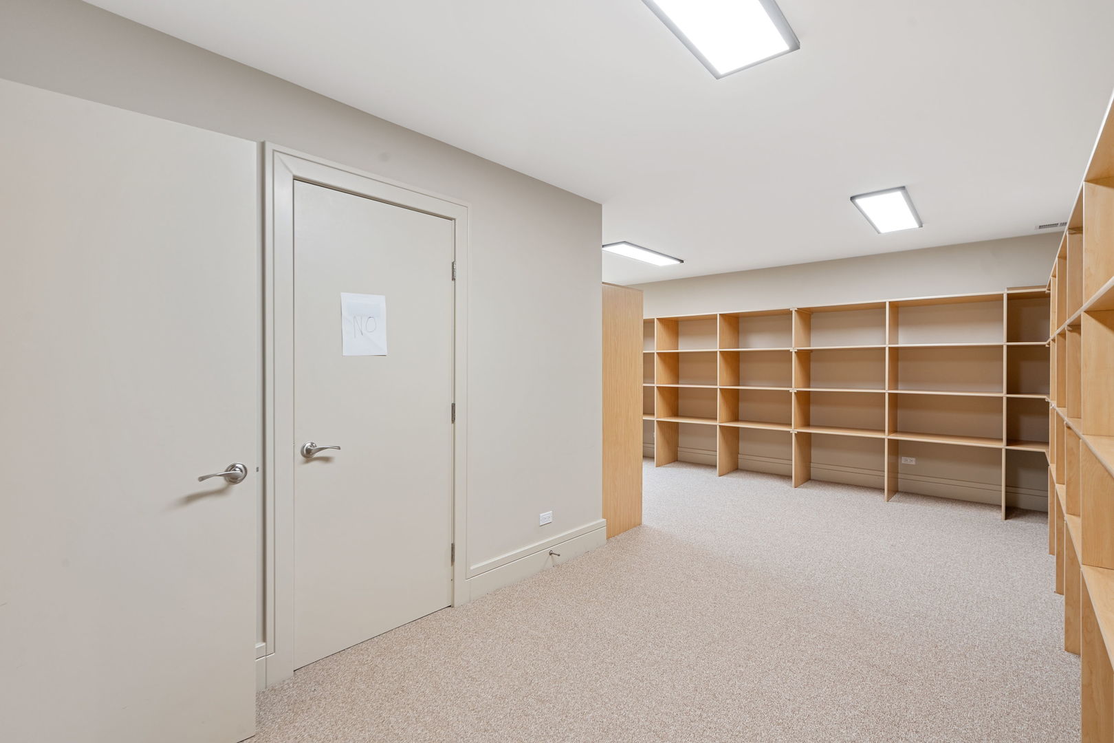 1380 Rosemary Lane Northbrook, IL 60062 - Photo 32 of 37