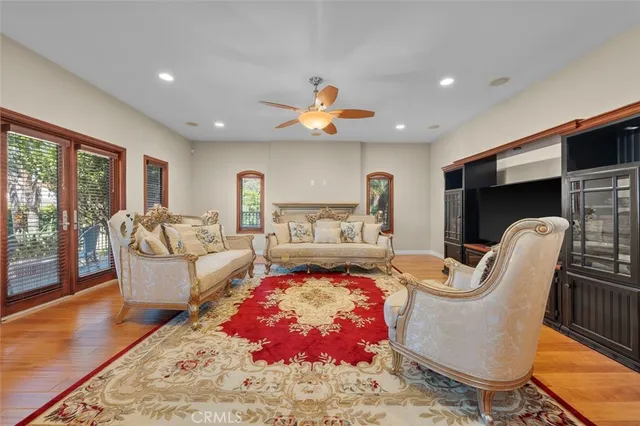 $2,450,000 | 116 Termino Avenue, Long Beach, CA 90803