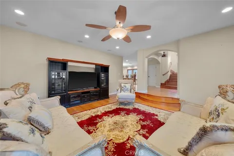 $2,450,000 | 116 Termino Avenue, Long Beach, CA 90803