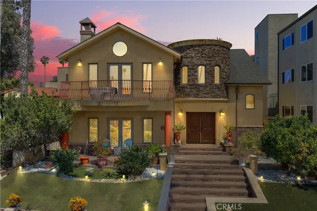 $2,450,000 | 116 Termino Avenue, Long Beach, CA 90803