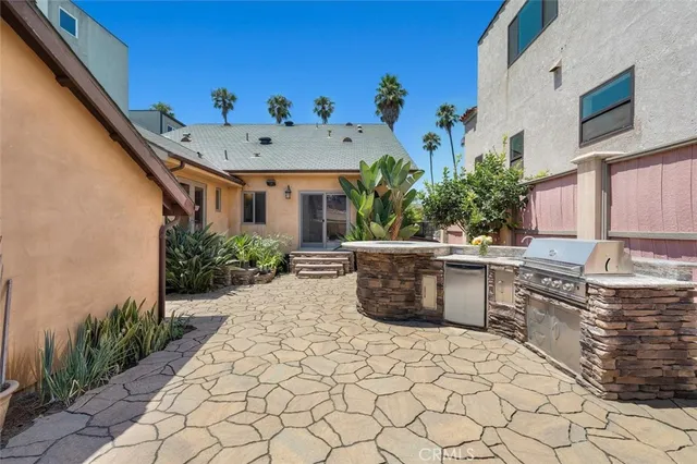 $2,450,000 | 116 Termino Avenue, Long Beach, CA 90803