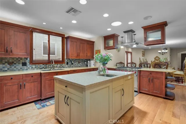 $2,450,000 | 116 Termino Avenue, Long Beach, CA 90803