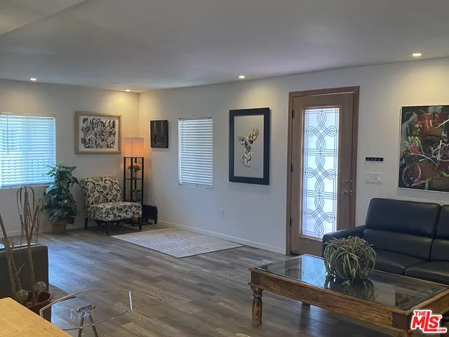 $4,200 | 4827 Saturn Street, Los Angeles, CA 90019