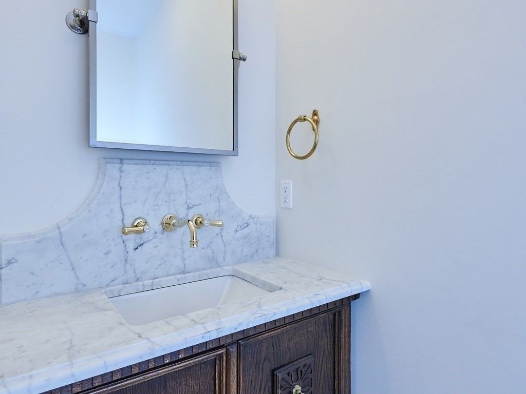58-60 University Road, Unit 58 Brookline, MA 02446 - Photo 11 of 29 Gallery Image 11