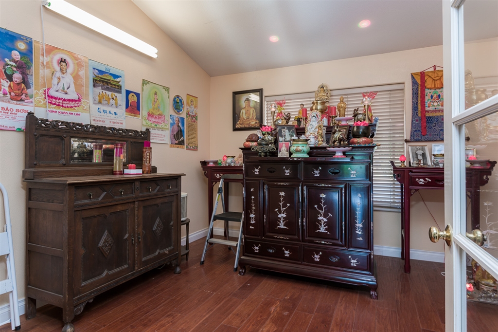 25143 Jack Rabbit Acres Escondido, CA 92026 - Photo 14 of 23 Gallery Image 14