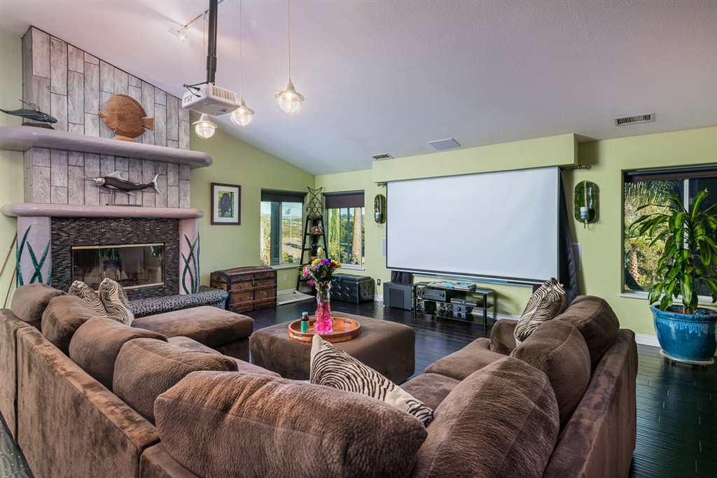 25143 Jack Rabbit Acres Escondido, CA 92026 - Photo 8 of 23 Gallery Image 8