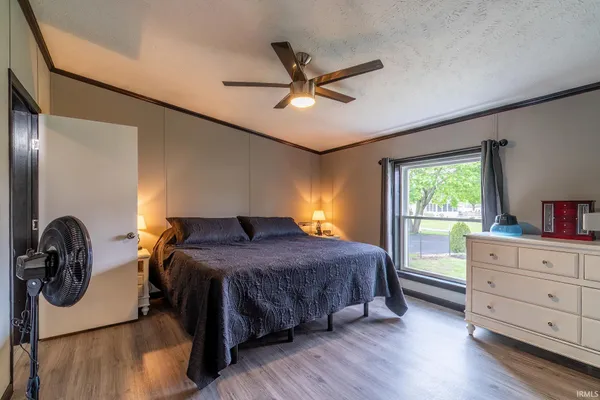 $449,900 | 11950 East 390 South, Lagrange, IN 46761