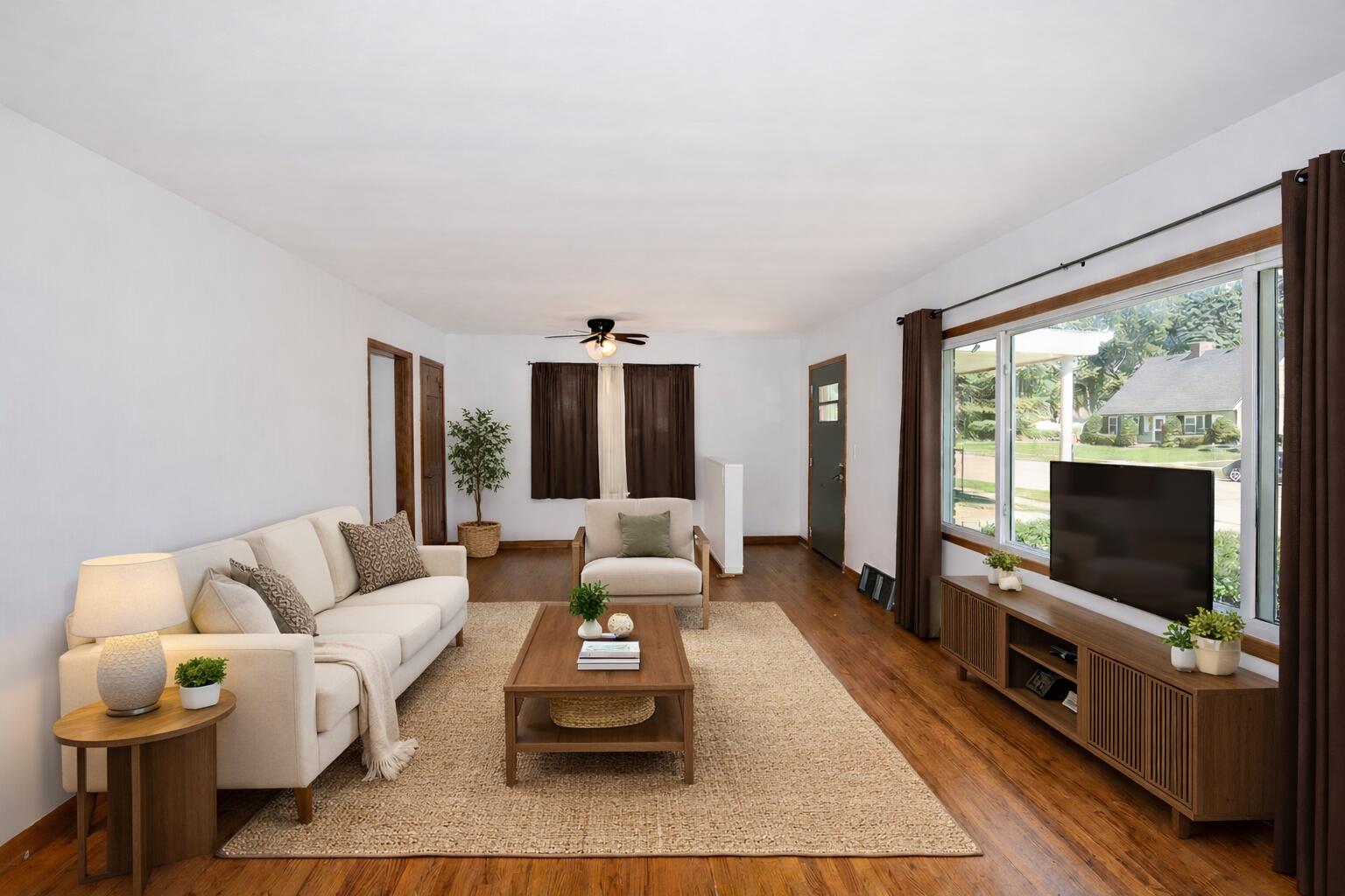 2618 James Boulevard Racine, WI 53403 - Photo 20 of 38 Cozy suburban living room setup