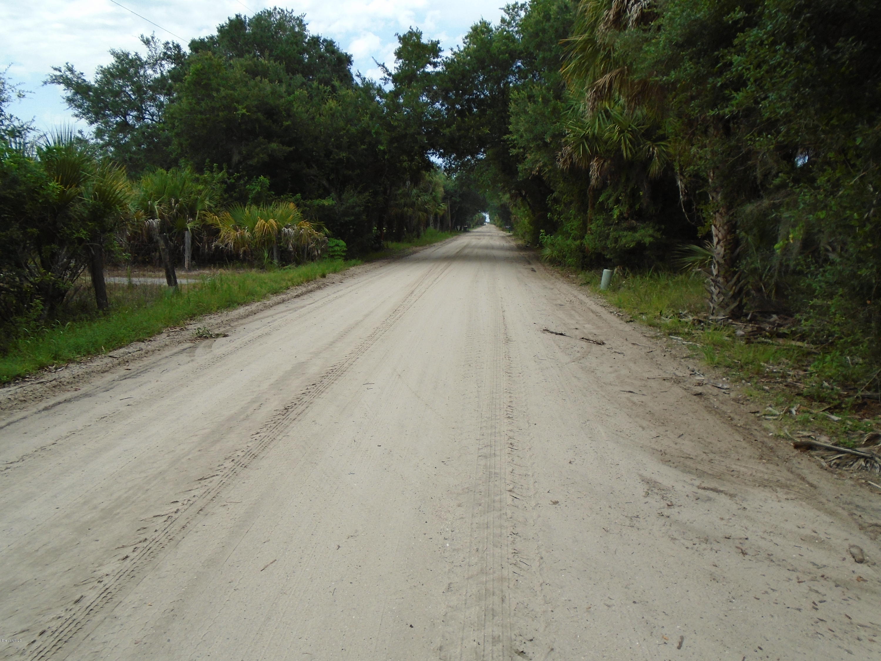 2597 Simon Road Melbourne, FL 32904 - Photo 10 of 12 road