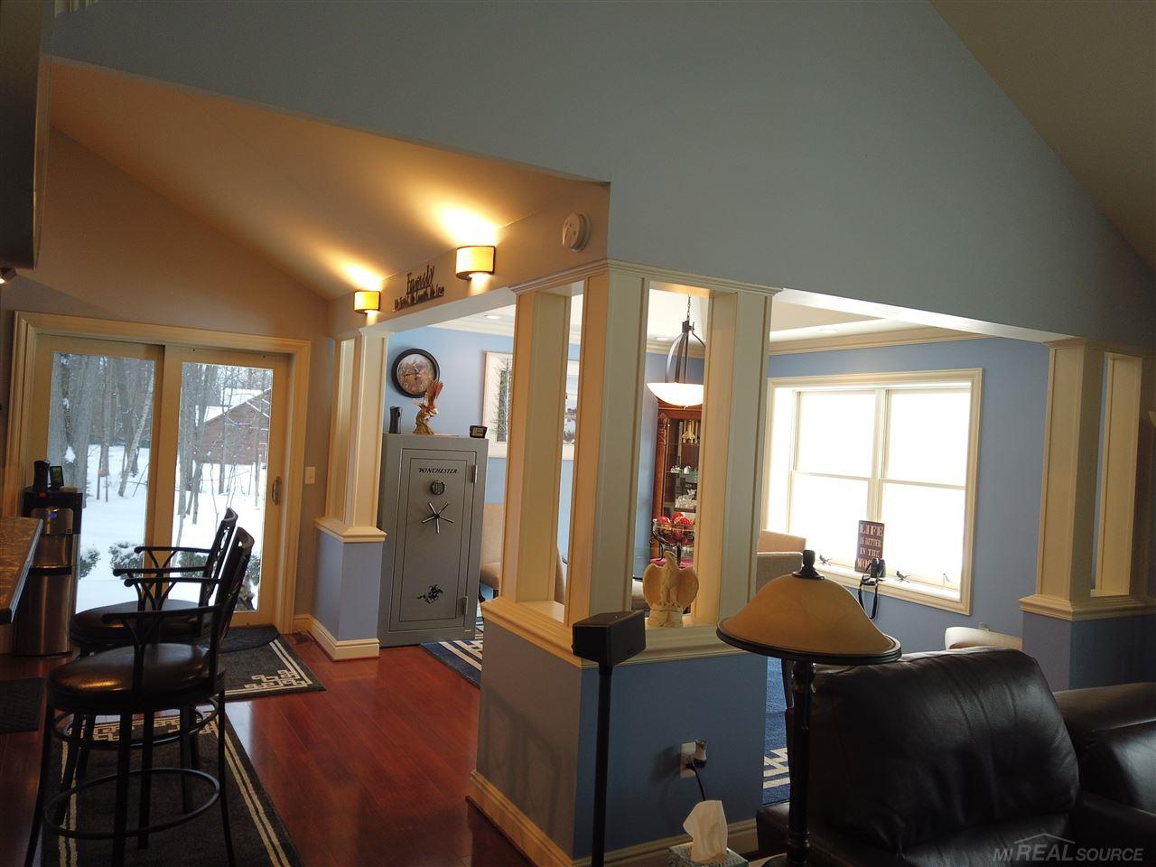 508 West Sutton Road Lapeer, MI 48446 - Photo 17 of 71