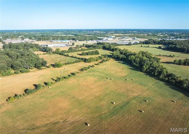 $1 | Mm-tract 1 Lebanon Mo 65536, Lebanon, MO 65536