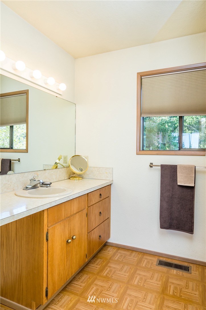 1401 Bakerview Road Lopez Island, WA 98261 - Photo 13 of 25