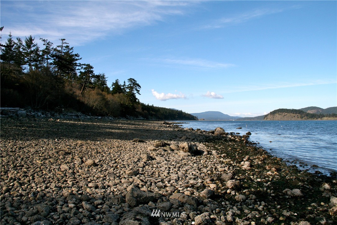 1401 Bakerview Road Lopez Island, WA 98261 - Photo 20 of 25