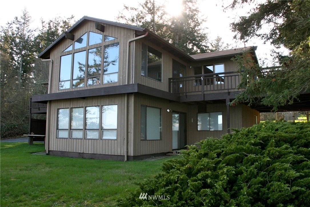 1401 Bakerview Road Lopez Island, WA 98261 - Photo 3 of 25