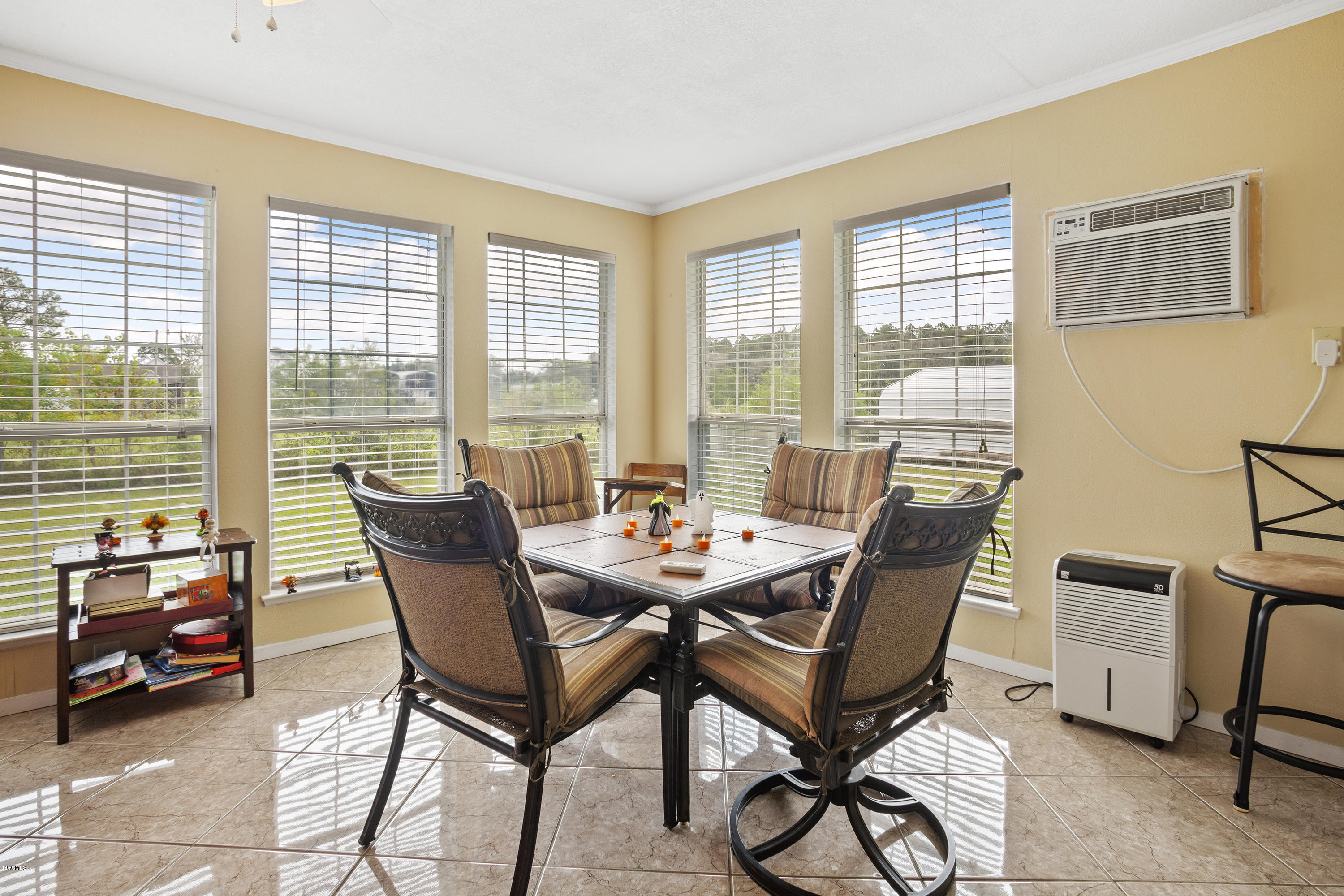 15323 Big Ridge Road Biloxi, MS 39532 - Photo 15 of 41 010