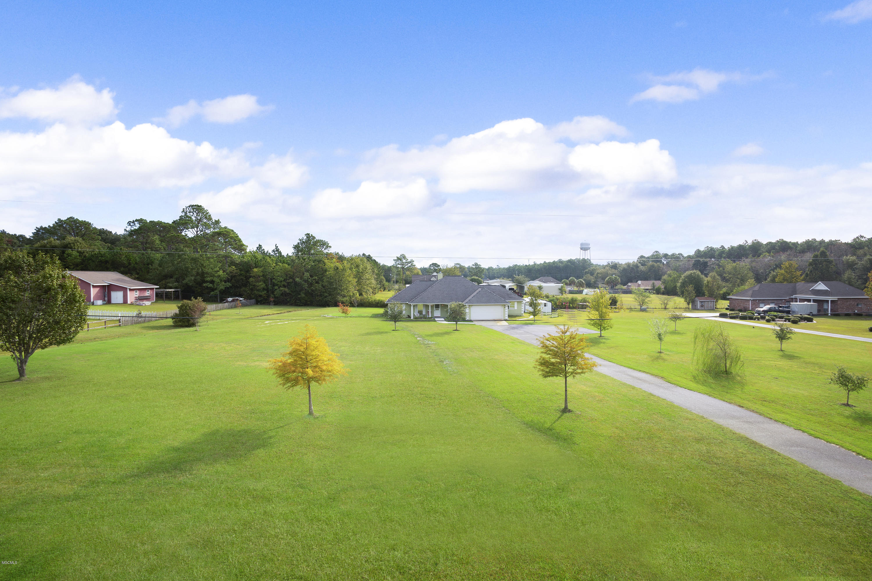 15323 Big Ridge Road Biloxi, MS 39532 - Photo 3 of 41 003