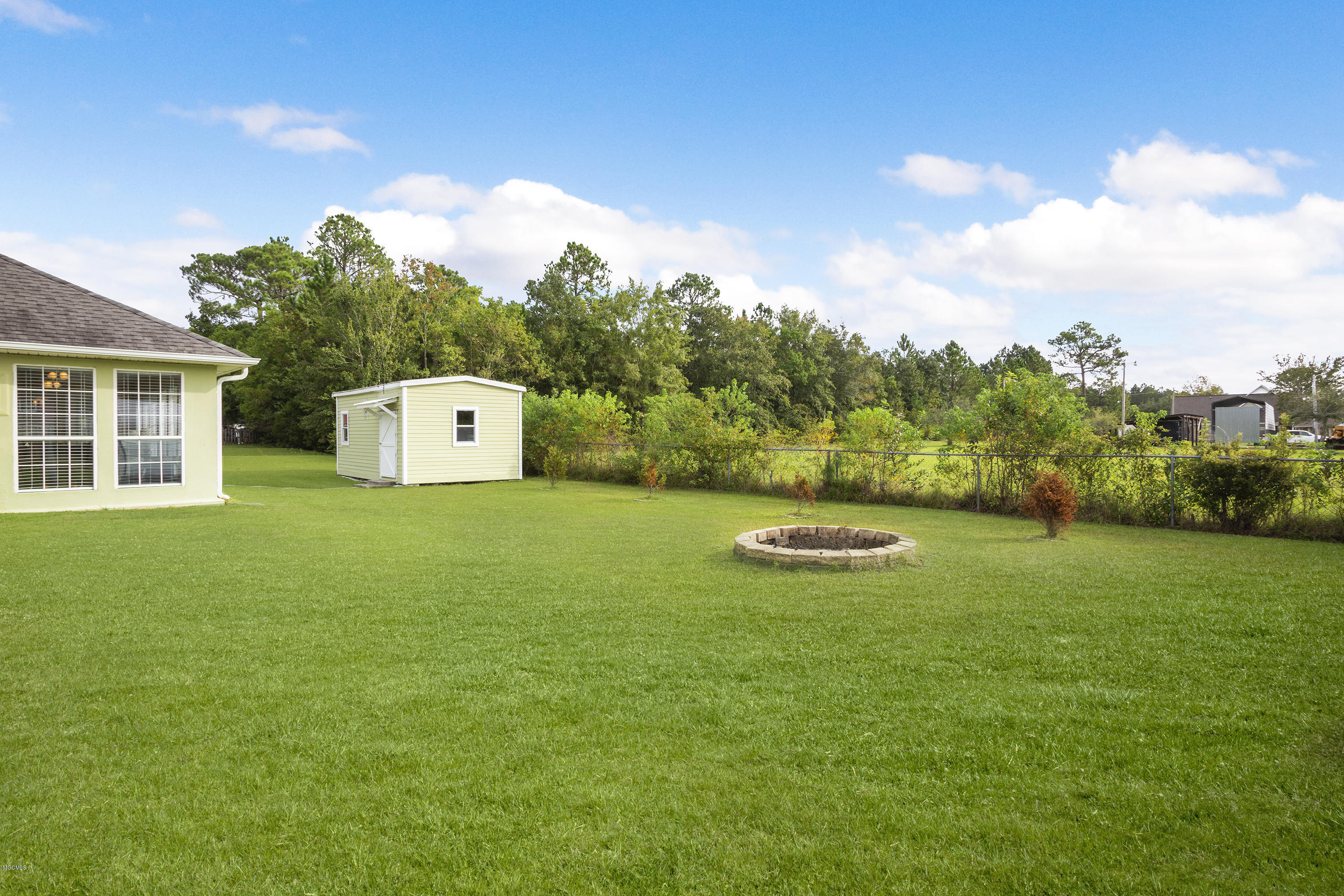 15323 Big Ridge Road Biloxi, MS 39532 - Photo 35 of 41 033