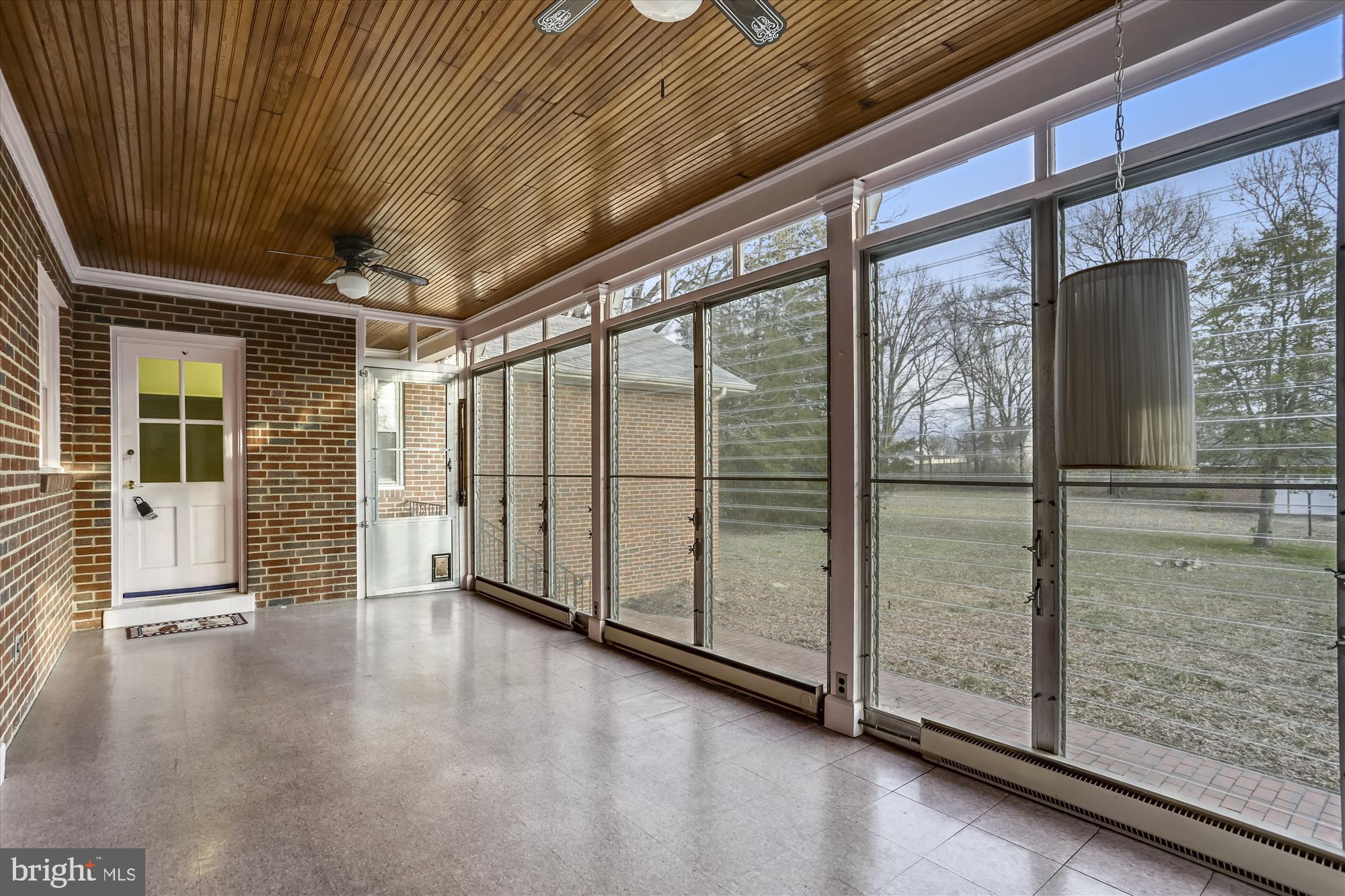 6604 Horseshoe Road Clinton, MD 20735 - Photo 26 of 40 Sun Room