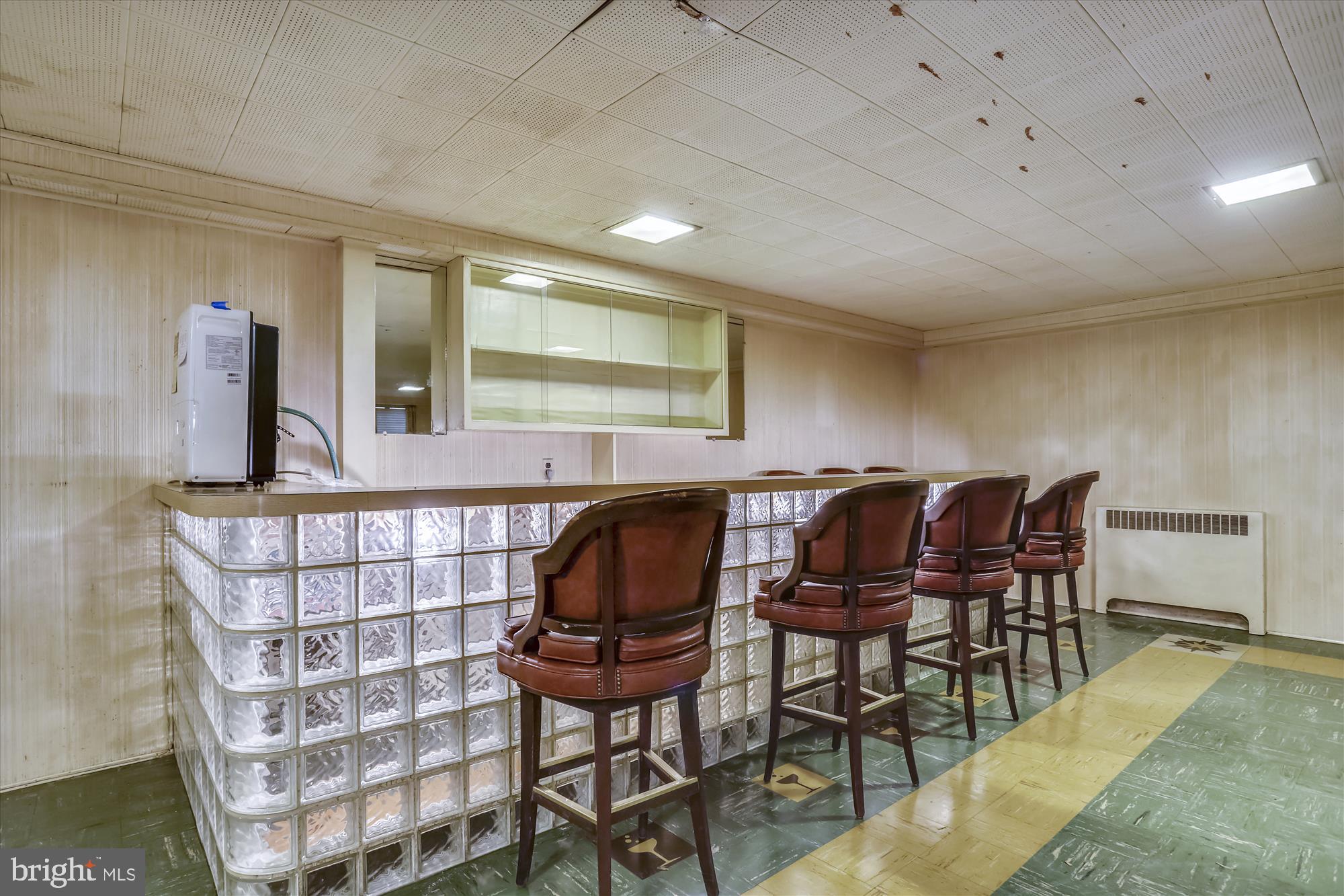 6604 Horseshoe Road Clinton, MD 20735 - Photo 28 of 40 Wet Bar Lower Level Rec Room