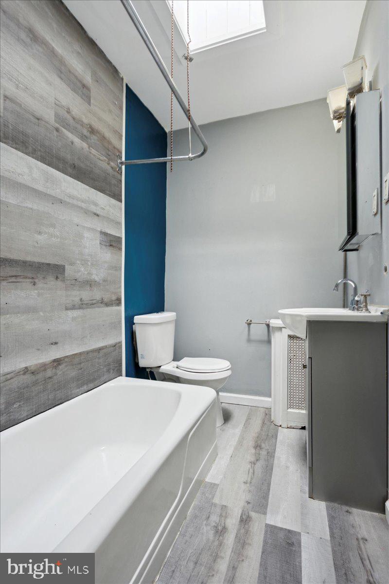 1658 North Redfield Street Philadelphia, PA 19151 - Photo 19 of 23 Updated Full Bathroom