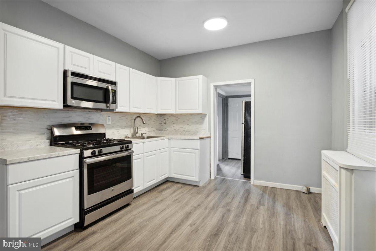 1658 North Redfield Street Philadelphia, PA 19151 - Photo 9 of 23 Updated Kitchen