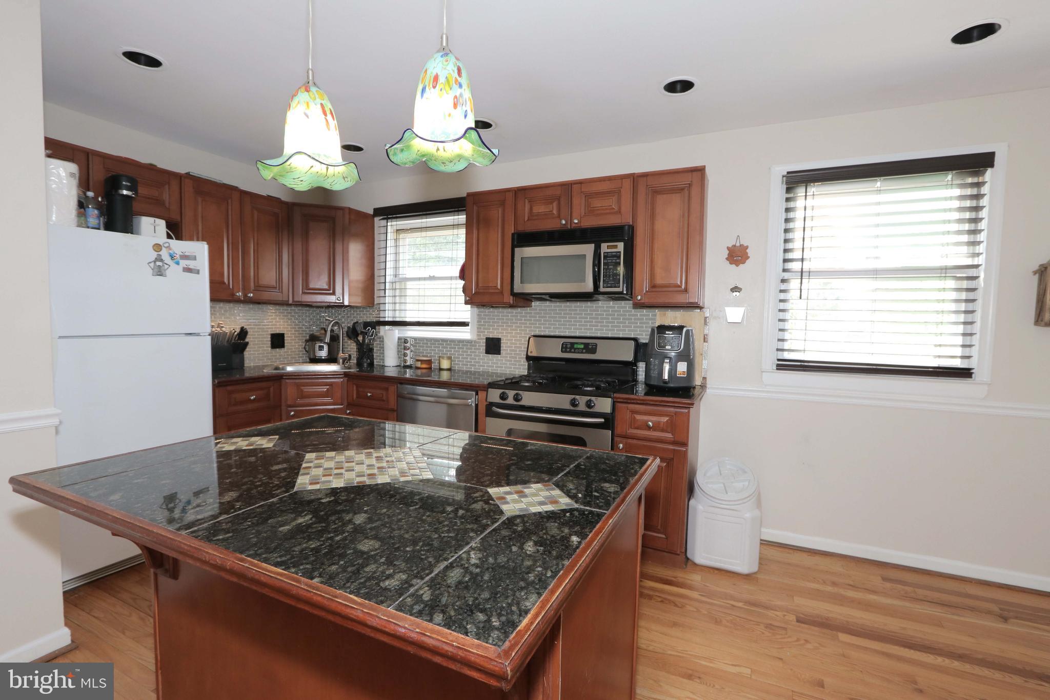 3714 Bellaire Road Philadelphia, PA 19154 - Photo 9 of 39 Gallery Image 9