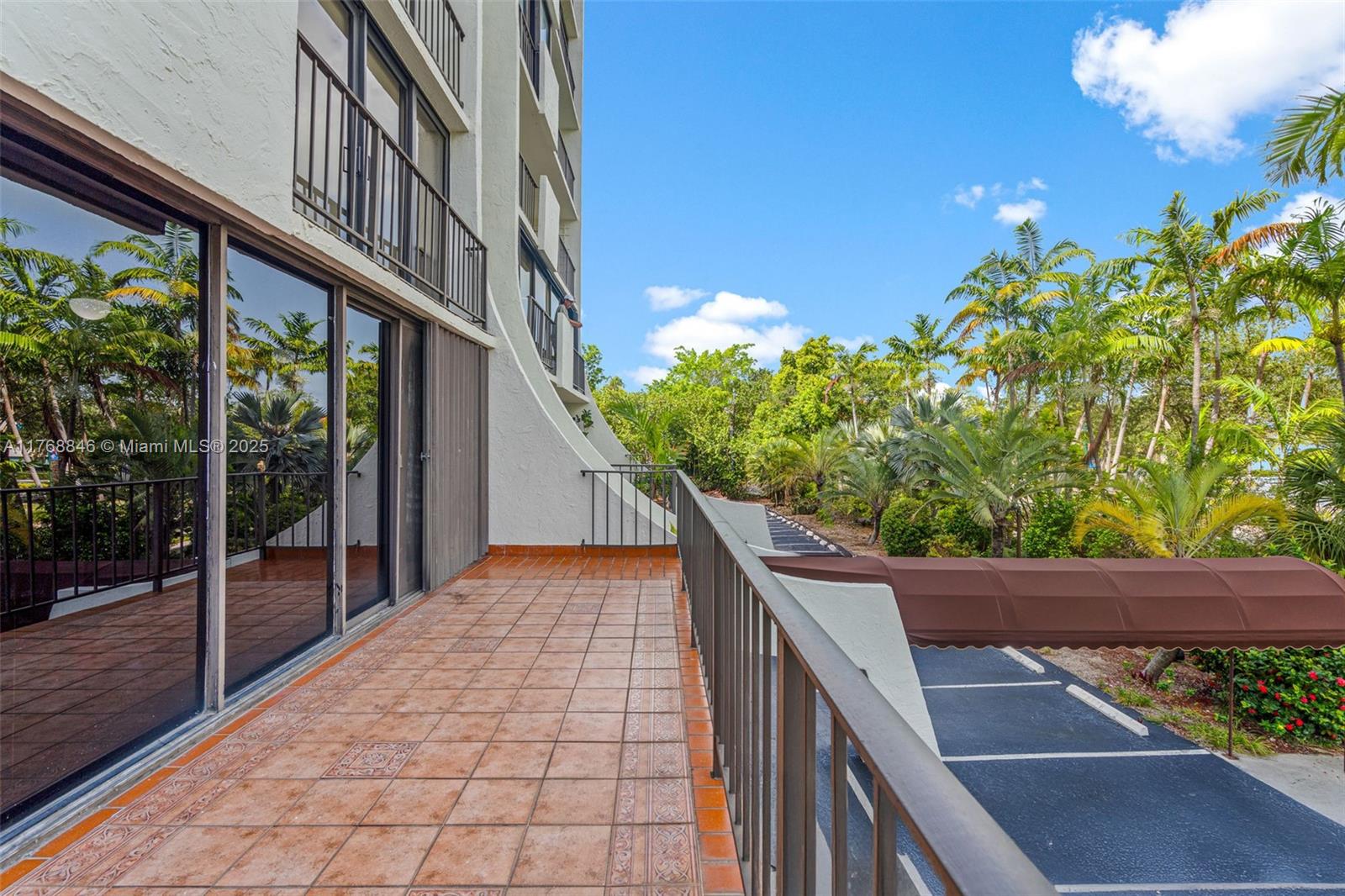 77 Crandon Boulevard, Unit 2B Key Biscayne, FL 33149 - Photo 13 of 32