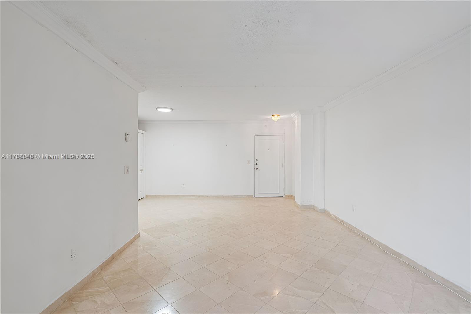 77 Crandon Boulevard, Unit 2B Key Biscayne, FL 33149 - Photo 3 of 32