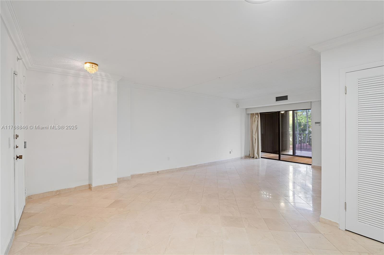 77 Crandon Boulevard, Unit 2B Key Biscayne, FL 33149 - Photo 5 of 32