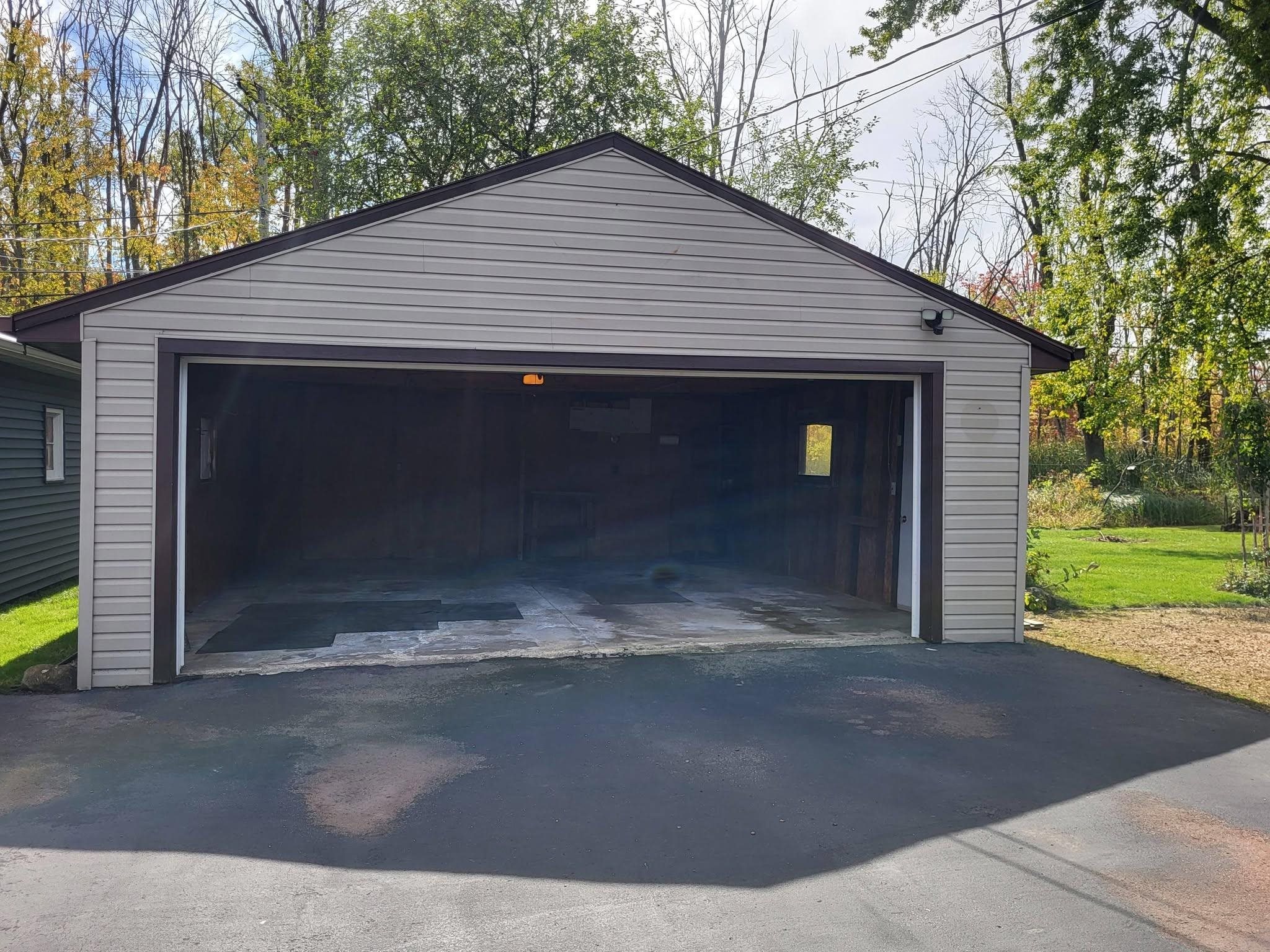 1703 Plank Road Menasha, WI 54952 - Photo 29 of 33 Gallery Image 29