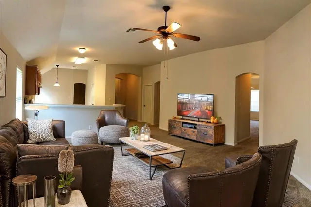 $2,125 | 1780 Stone Rim Loop, Buda, TX 78610