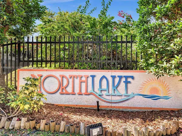 $2,300 | 770 Northeast 199th Street, Unit 204F, Miami, FL 33179