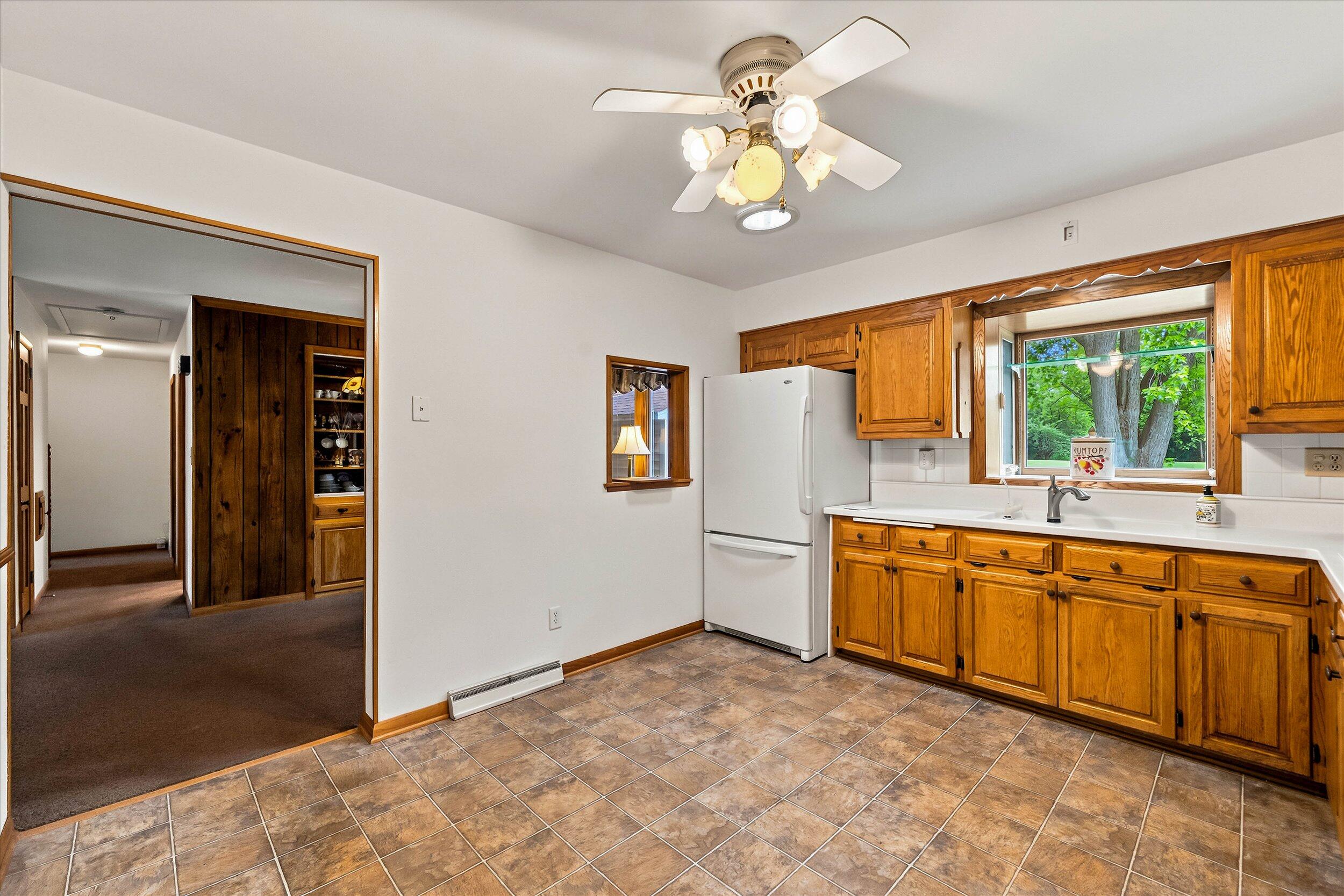 3835 West 5 1/2 Mile Road Raymond, WI 53108 - Photo 16 of 35 12-Kitchen