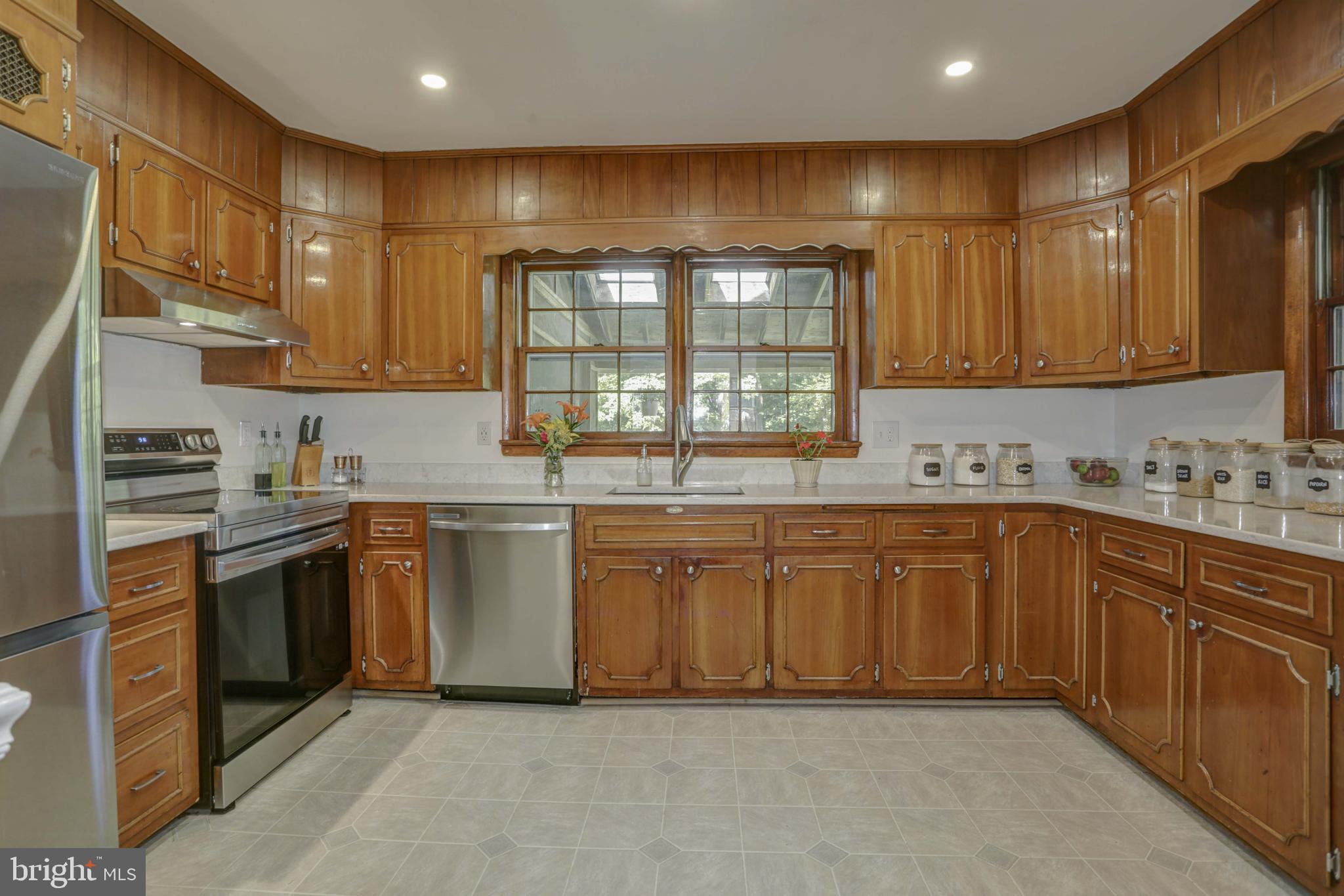 3717 Sundown Road Brookeville, MD 20833 - Photo 7 of 46 Gallery Image 7