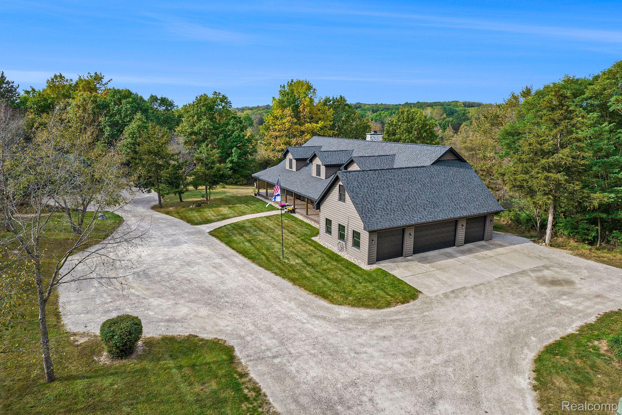 10480 Foley Road Fenton, MI 48430 - Photo 4 of 73 4 car attached garage and 18 acres