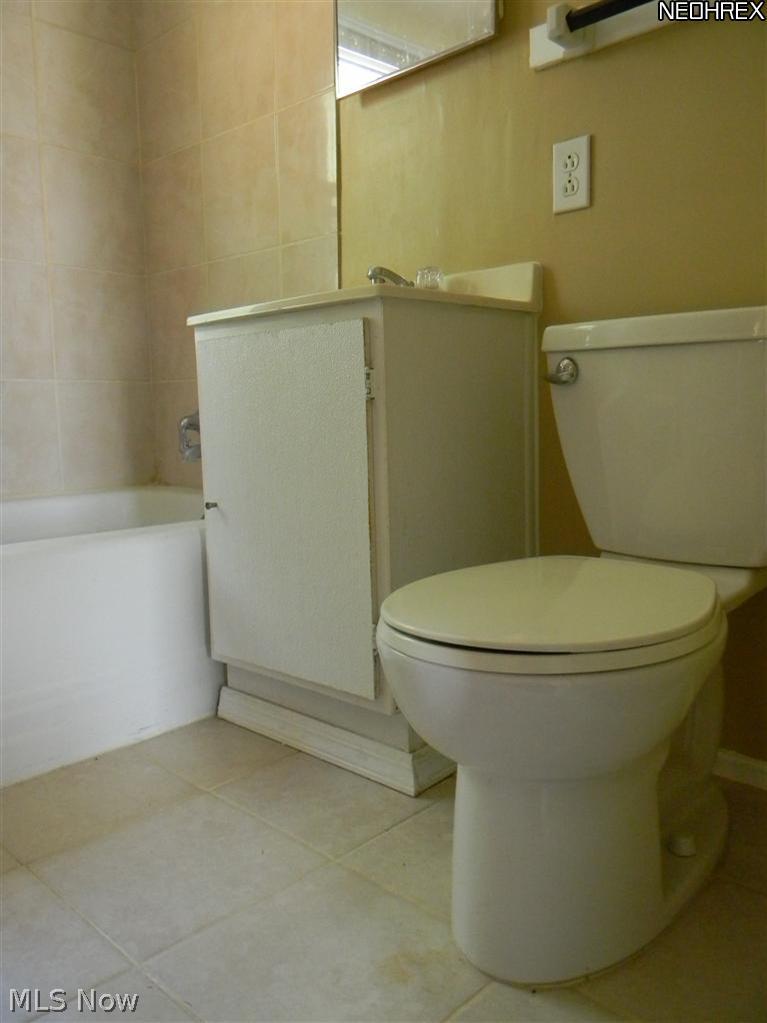 14101 Triskett Road Cleveland, OH 44111 - Photo 4 of 10 Gallery Image 4