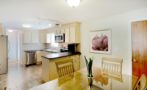 21 Davida Road Burlington, MA 01803 - Photo 13 of 27 Gallery Image 13