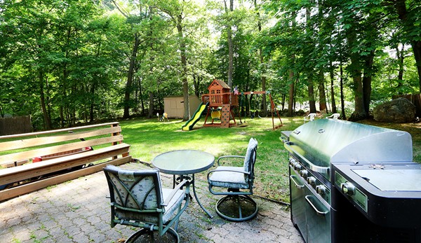 21 Davida Road Burlington, MA 01803 - Photo 3 of 27 Gallery Image 3