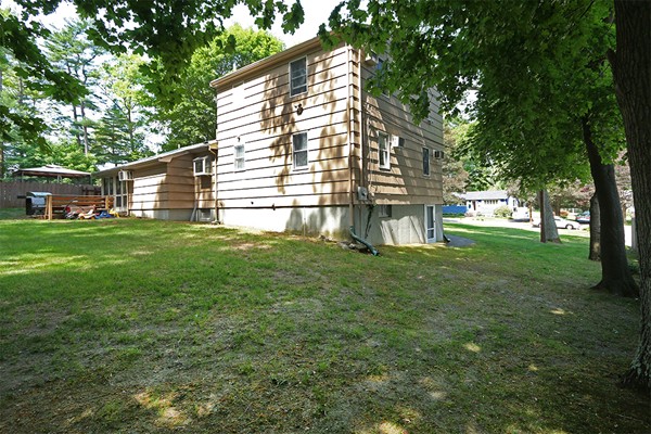 21 Davida Road Burlington, MA 01803 - Photo 8 of 27 Gallery Image 8