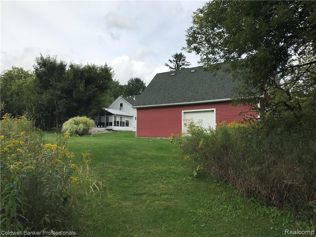4589 Merwin Road Lapeer, MI 48446 - Photo 22 of 34 IMG_2102.JPG