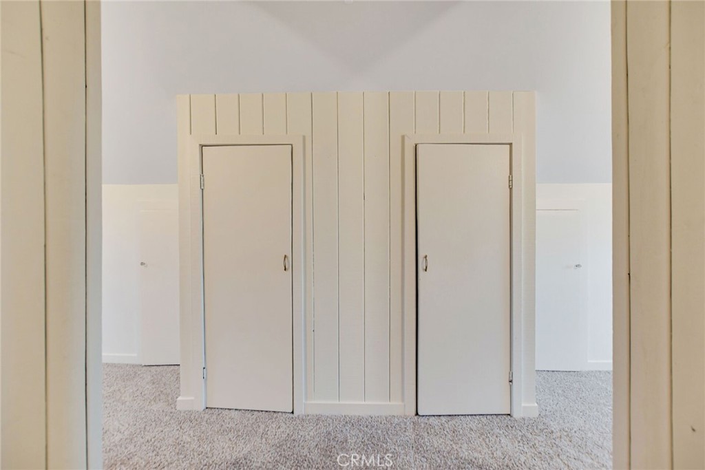 6750 Rainbow Heights Road Fallbrook, CA 92028 - Photo 36 of 64 Upstairs Bedroom 3 - Dual Closets - Same in Bedroom 4