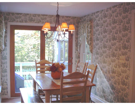 18 Damon Road Hanover, MA 02339 - Photo 3 of 10 Gallery Image 3