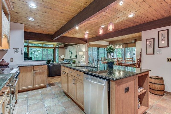 8 Joseph Comee Road Lexington, MA 02420 - Photo 11 of 30 Gallery Image 11