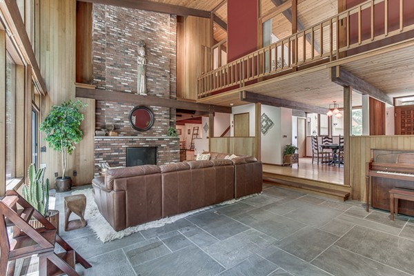 8 Joseph Comee Road Lexington, MA 02420 - Photo 5 of 30 Gallery Image 5