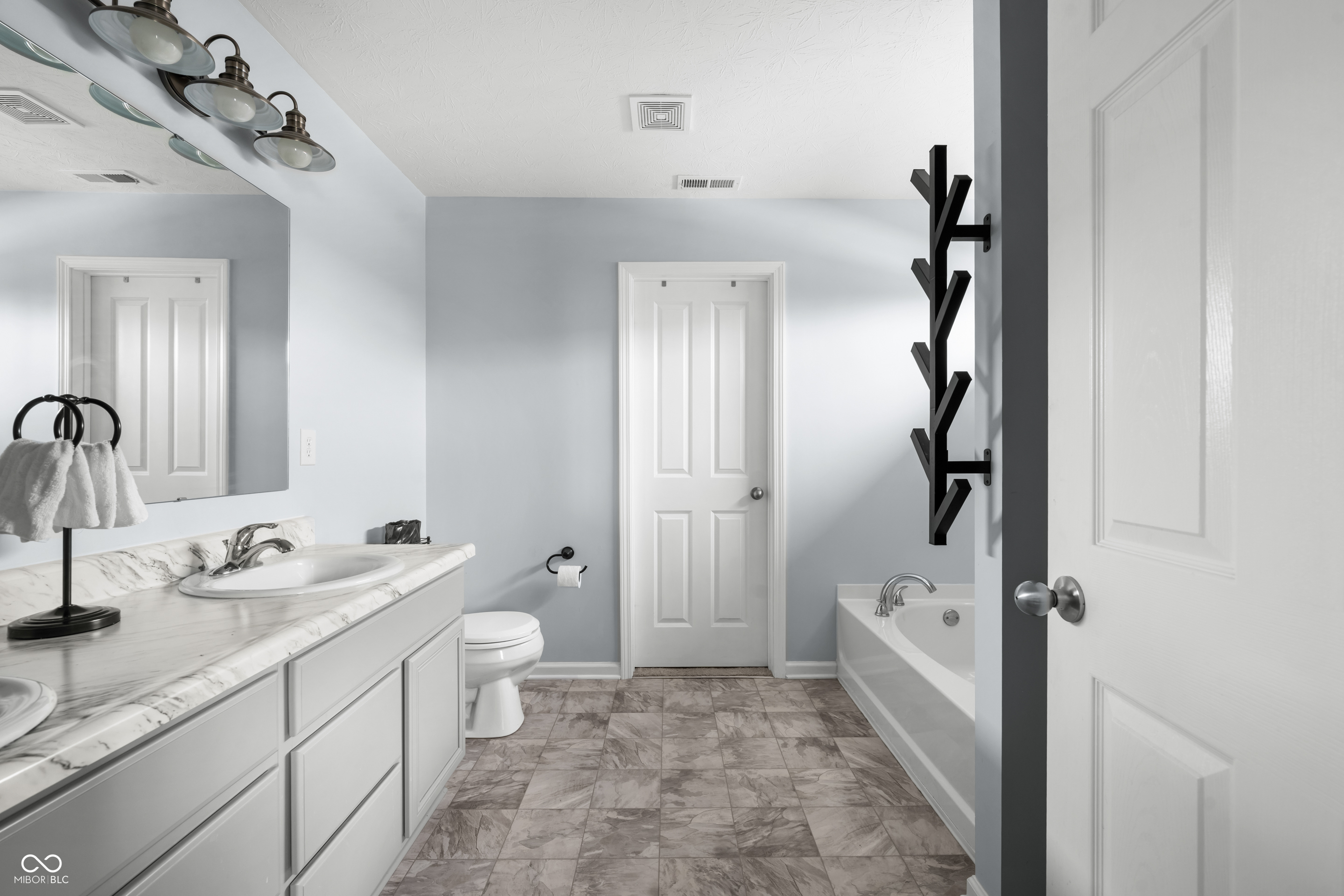 6598 Aster Drive Pendleton, IN 46064 - Photo 17 of 23